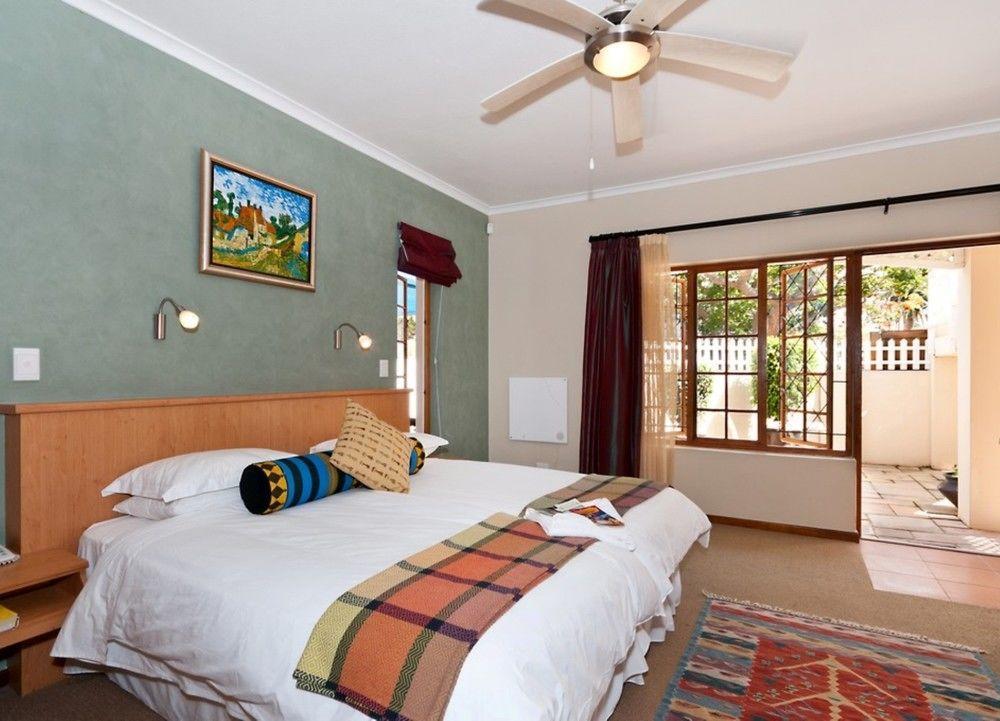 Cape Flame Guest House Порт-Элизабет Экстерьер фото