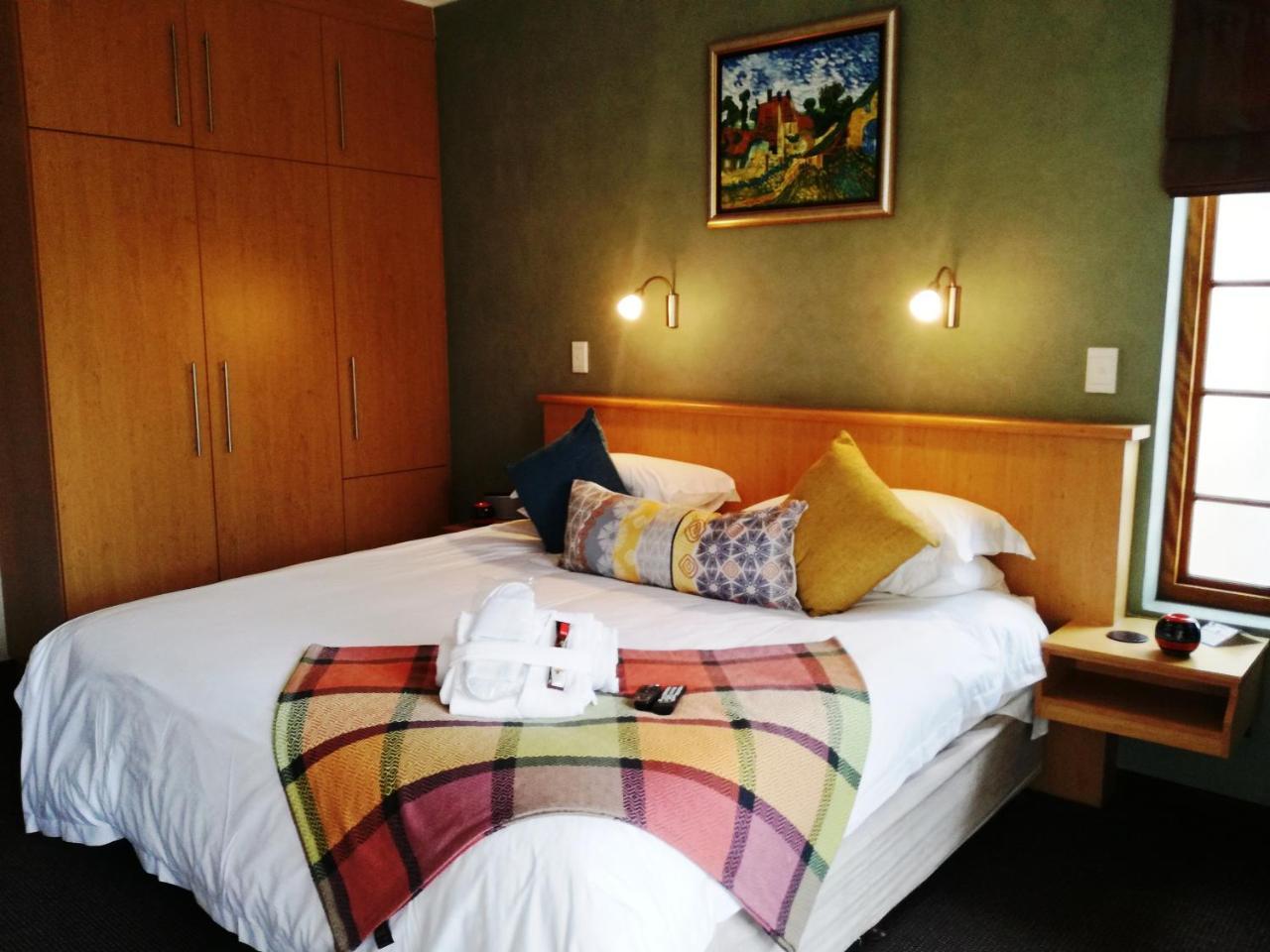Cape Flame Guest House Порт-Элизабет Экстерьер фото