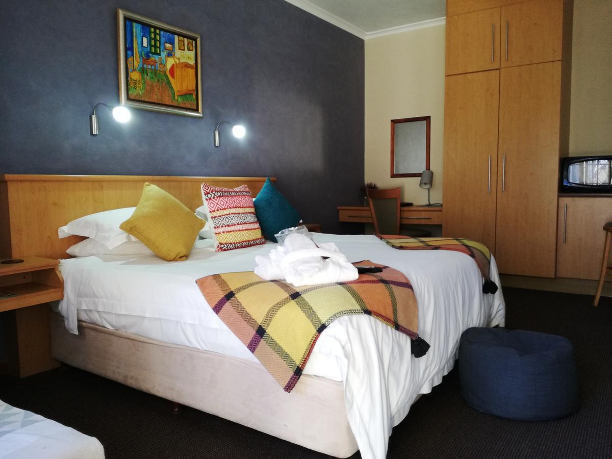 Cape Flame Guest House Порт-Элизабет Экстерьер фото
