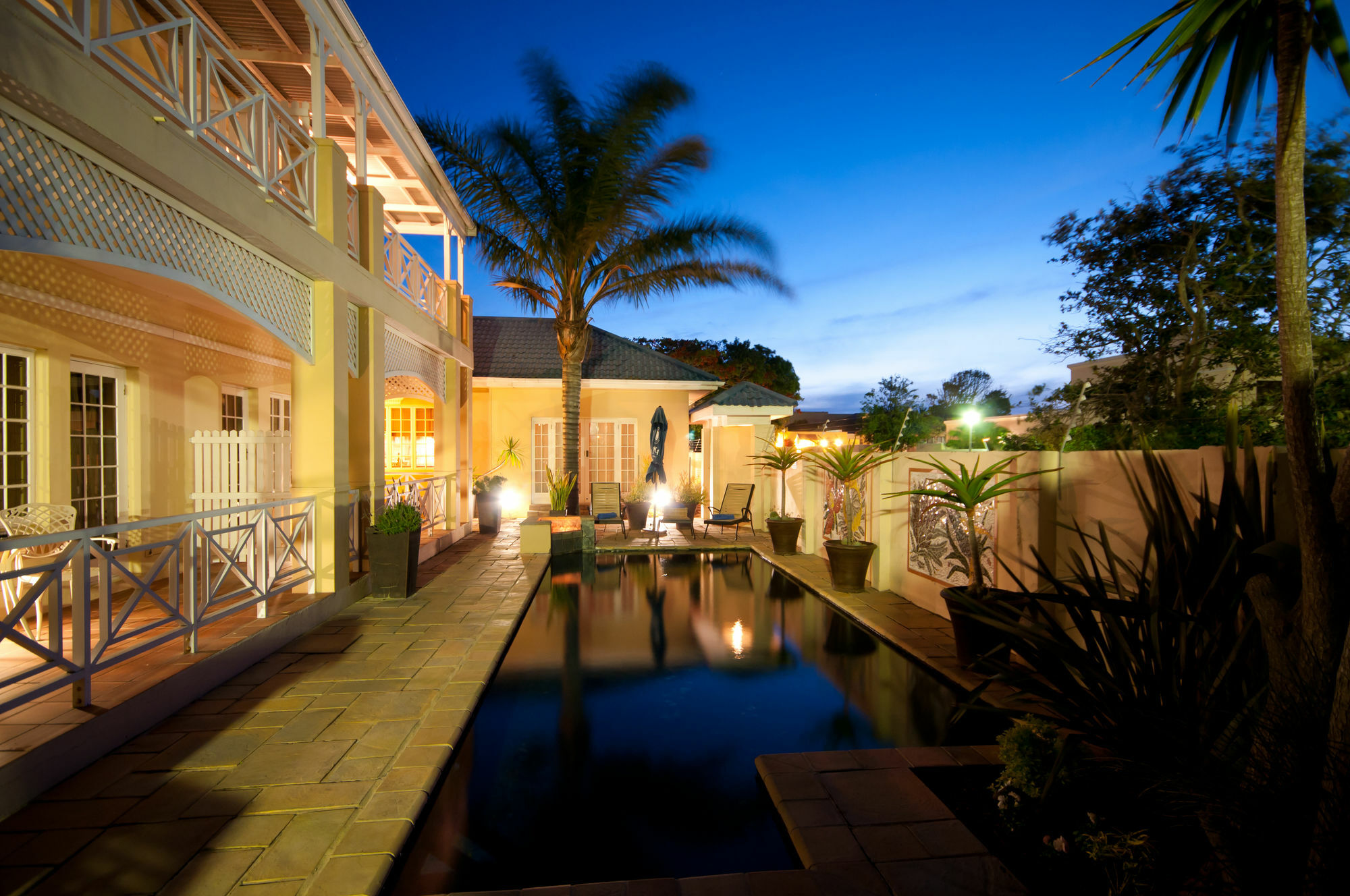Cape Flame Guest House Порт-Элизабет Экстерьер фото
