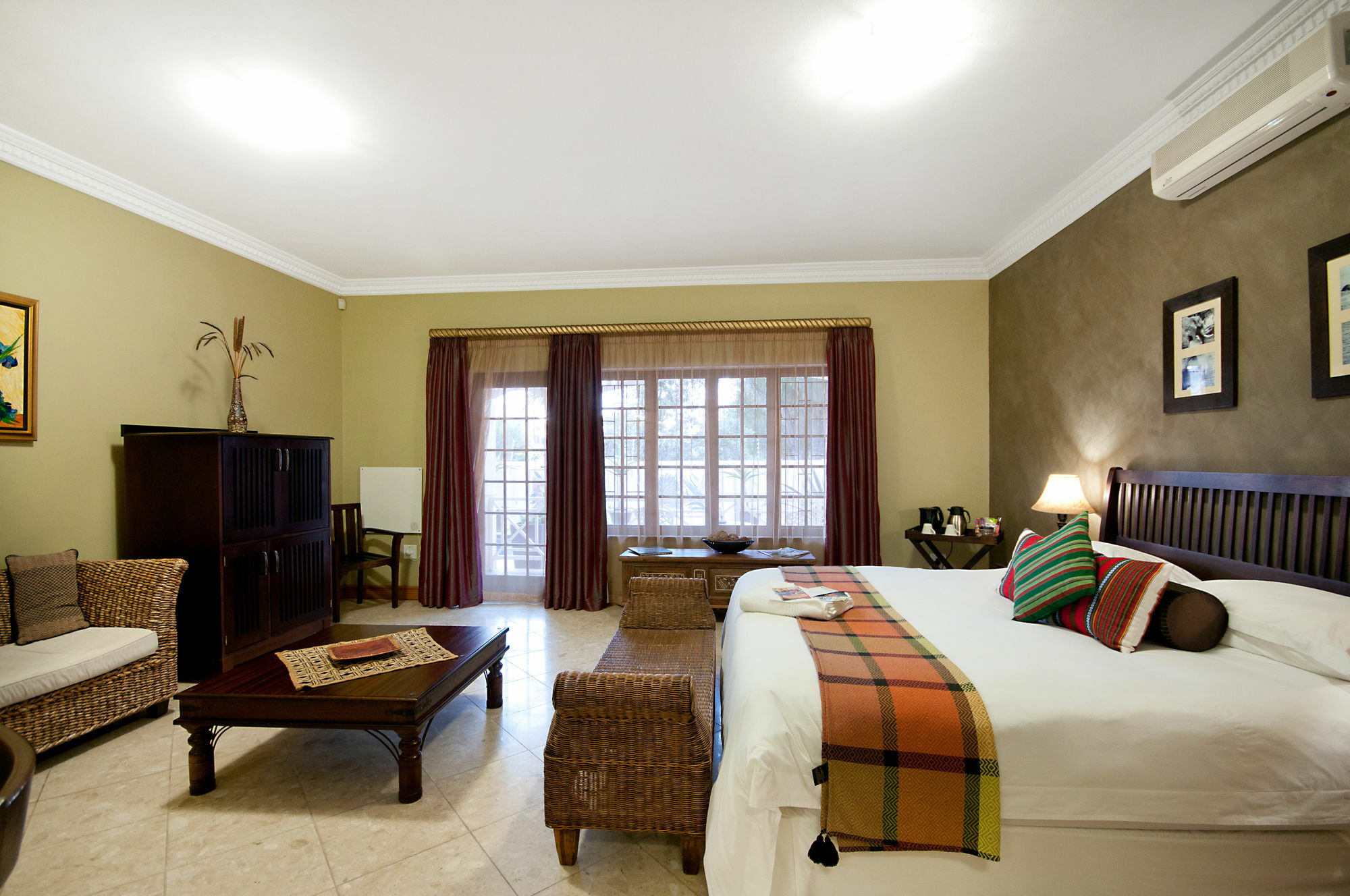 Cape Flame Guest House Порт-Элизабет Экстерьер фото